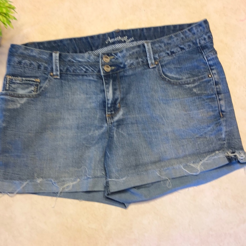 Amethyst Jeans, Jean shorts, Size 16